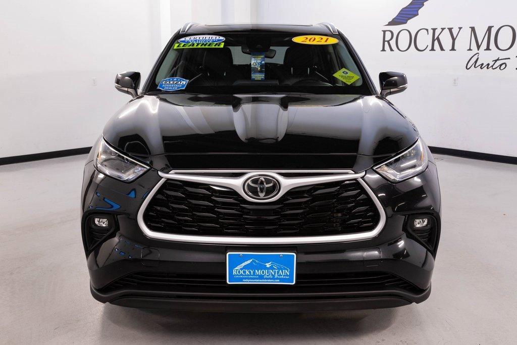 used 2021 Toyota Highlander car, priced at $29,999