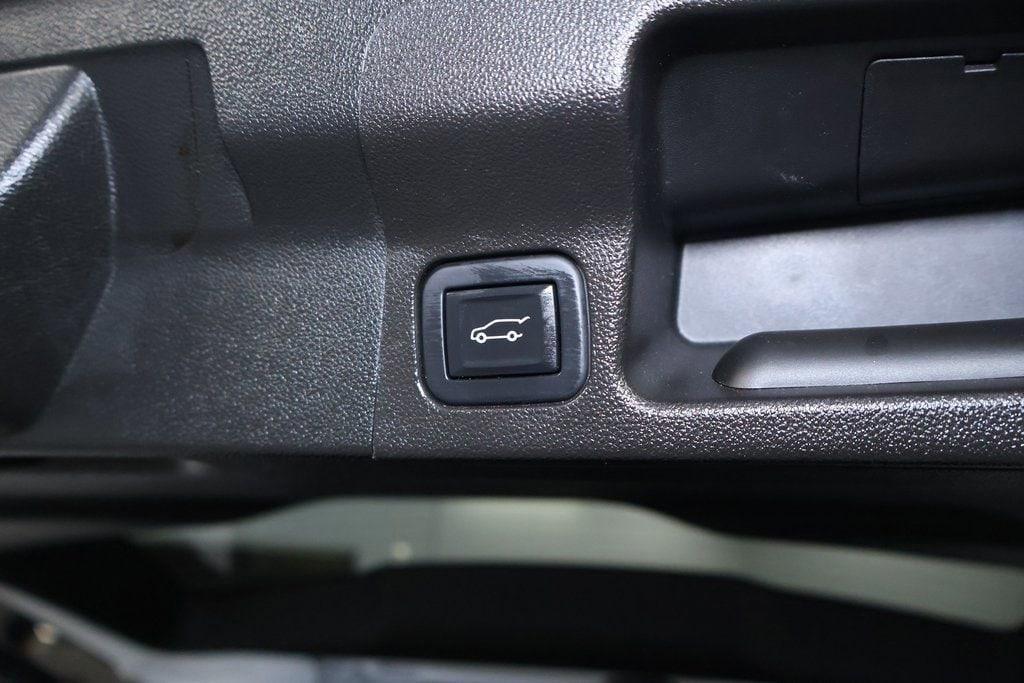used 2023 GMC Acadia car, priced at $27,999