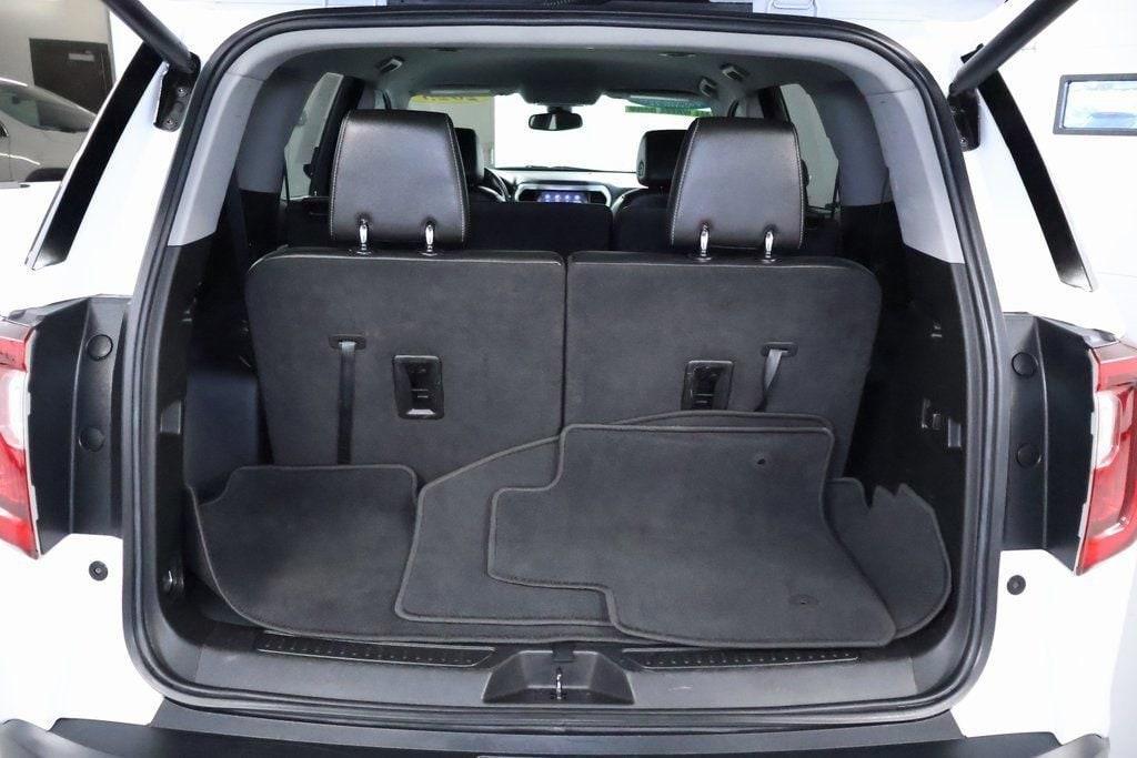 used 2023 GMC Acadia car, priced at $27,999