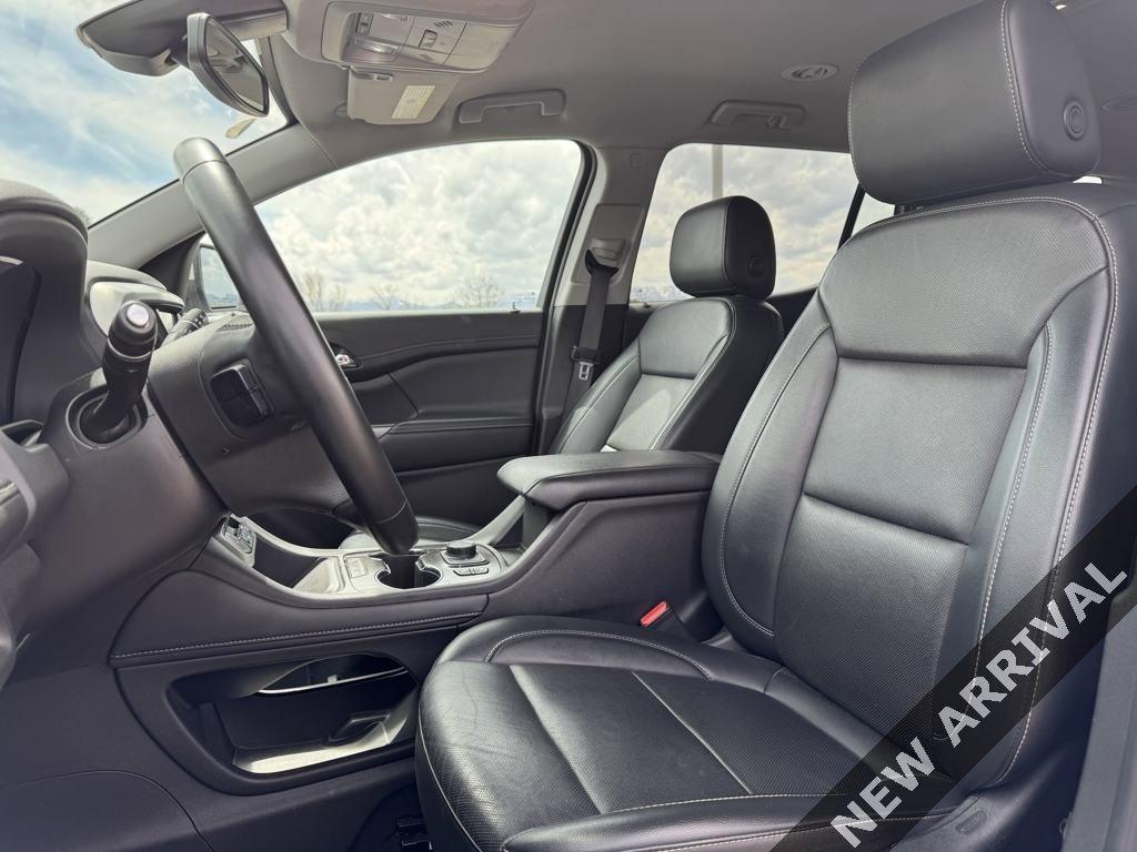 used 2023 GMC Acadia car, priced at $30,999