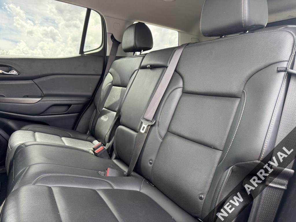 used 2023 GMC Acadia car, priced at $30,999
