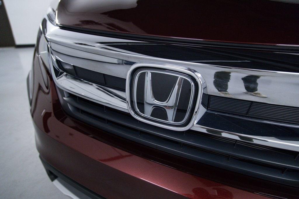 used 2021 Honda Pilot car, priced at $27,998