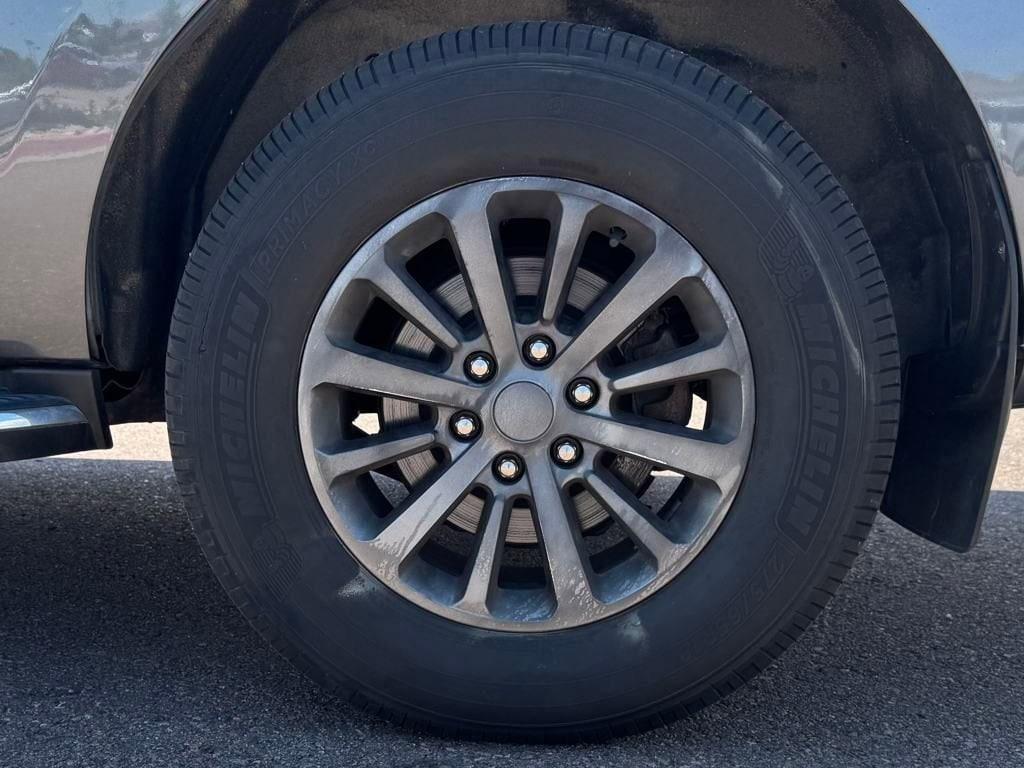 used 2019 Ford Expedition car, priced at $31,998