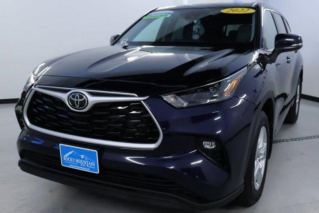 used 2022 Toyota Highlander car, priced at $33,998