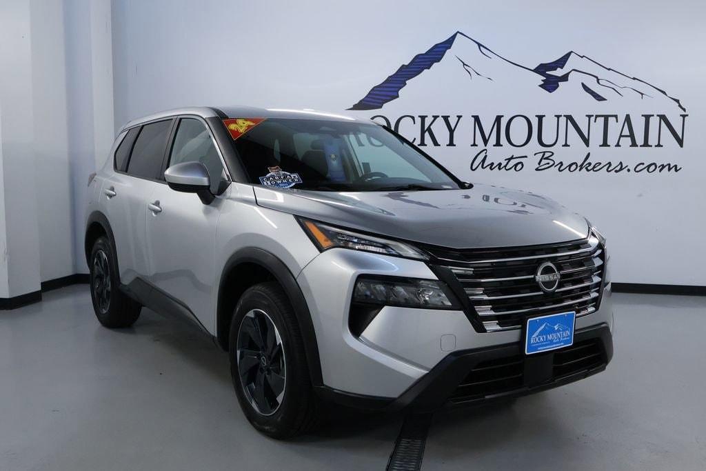 used 2024 Nissan Rogue car, priced at $21,998