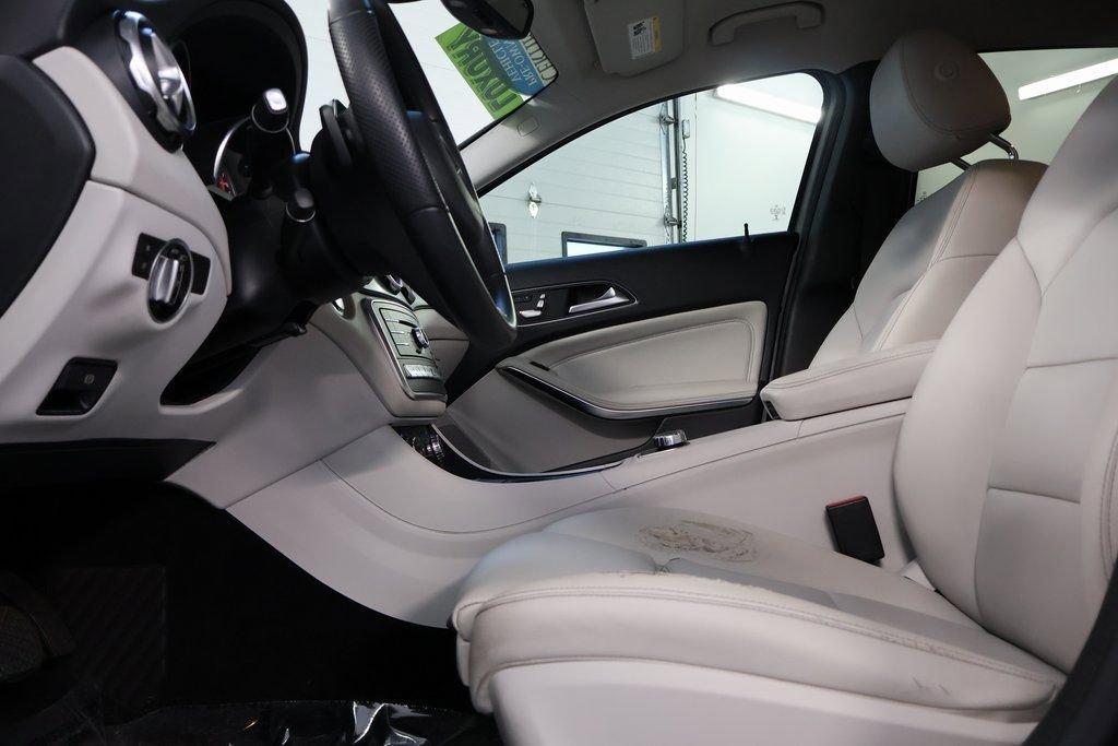 used 2020 Mercedes-Benz GLA 250 car, priced at $21,289