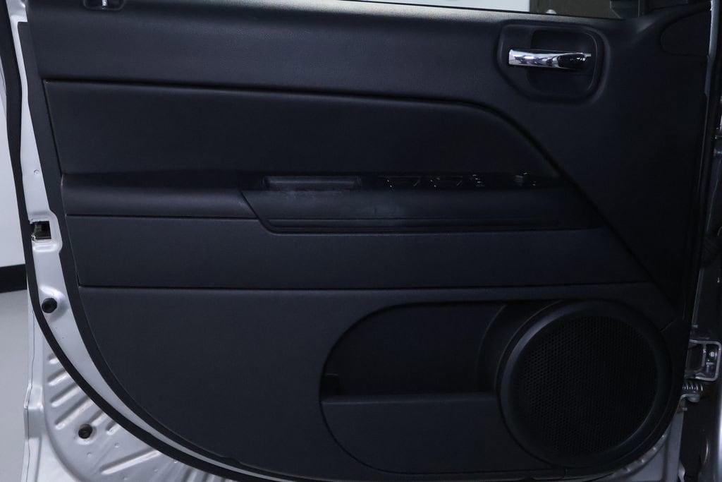 used 2011 Jeep Compass car, priced at $5,498