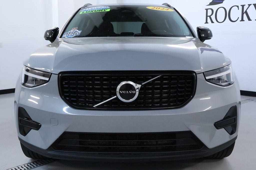 used 2024 Volvo XC40 car, priced at $28,498