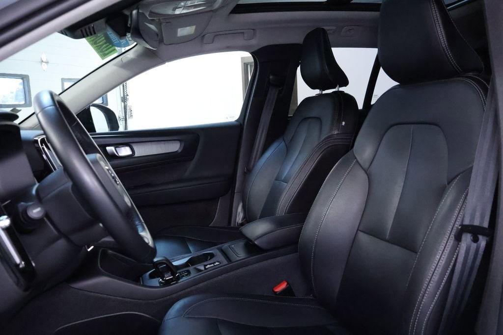 used 2024 Volvo XC40 car, priced at $28,498