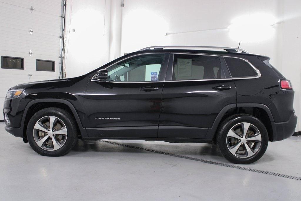 used 2019 Jeep Cherokee car, priced at $19,999