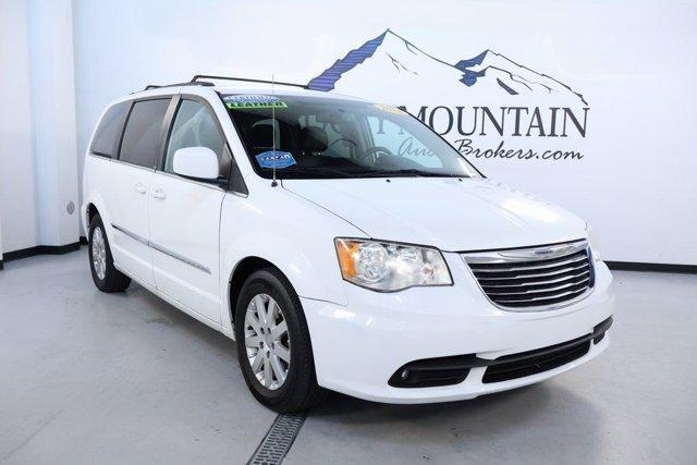used 2014 Chrysler Town & Country car, priced at $9,399