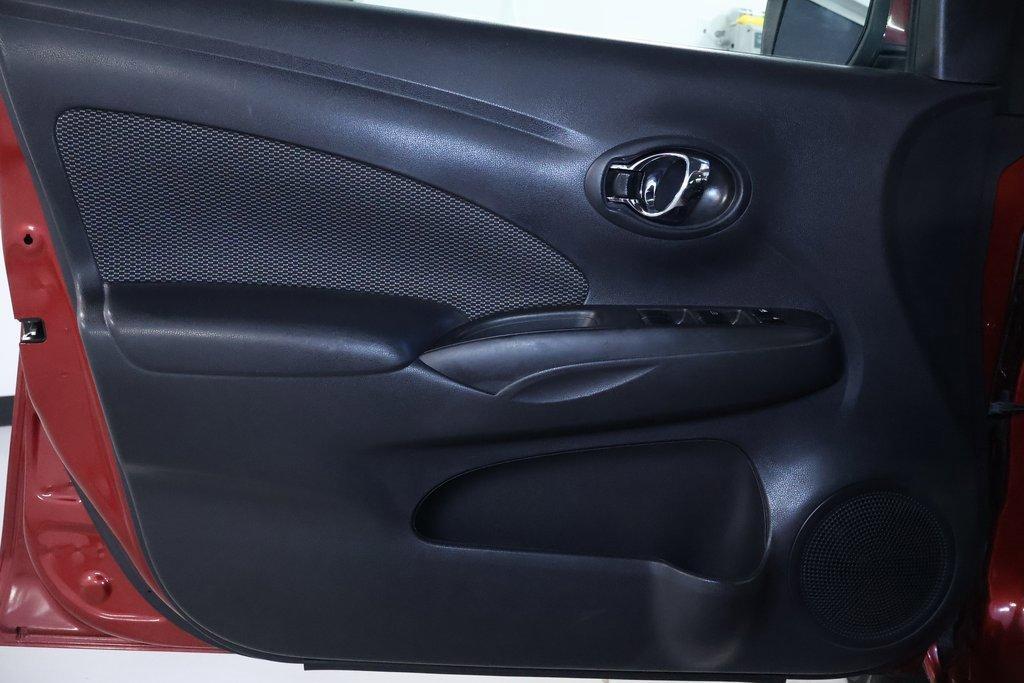 used 2019 Nissan Versa car