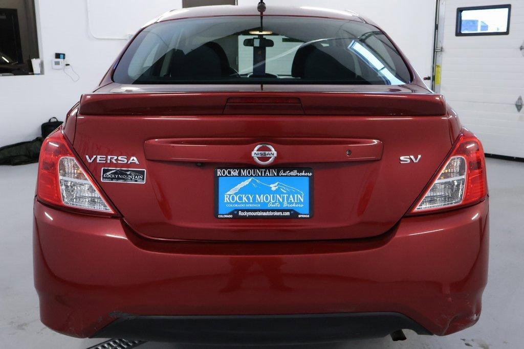 used 2019 Nissan Versa car