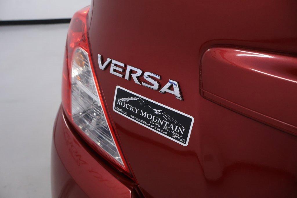 used 2019 Nissan Versa car