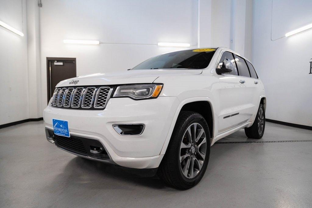 used 2017 Jeep Grand Cherokee car, priced at $21,040