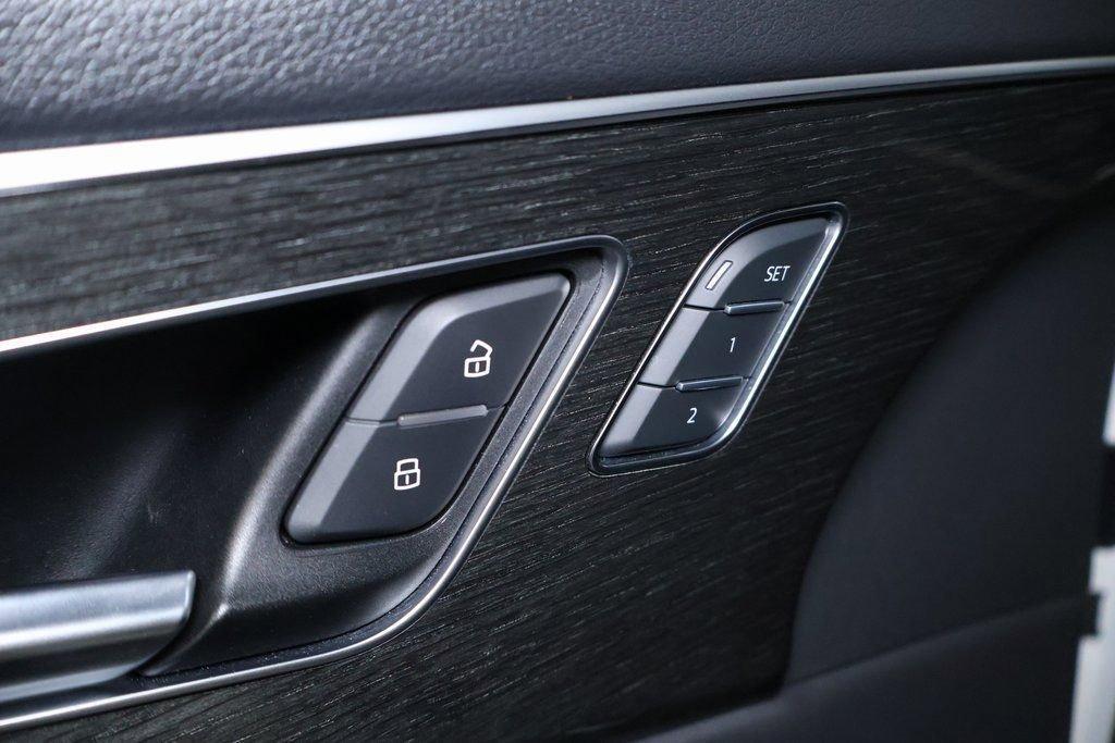 used 2021 Audi Q7 car, priced at $33,799