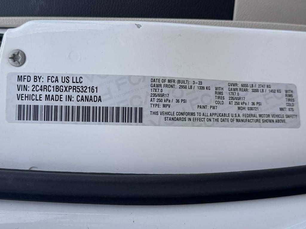 used 2023 Chrysler Pacifica car, priced at $24,988