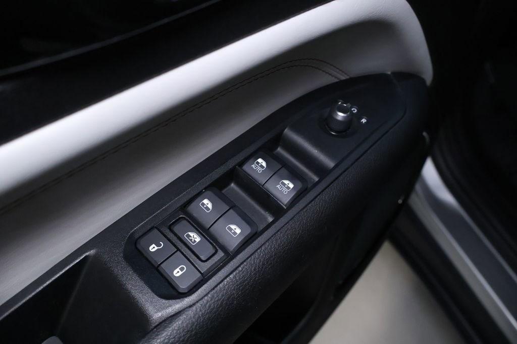 used 2022 Jeep Compass car, priced at $24,998