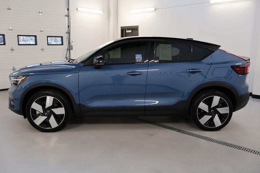 used 2022 Volvo C40 Recharge Pure Electric car, priced at $26,000