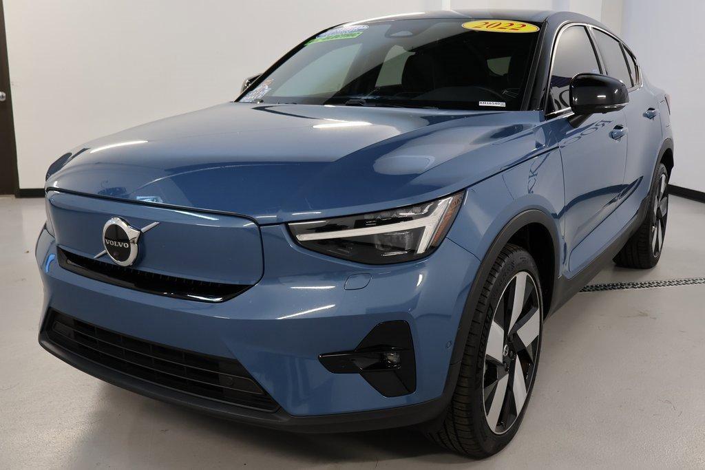 used 2022 Volvo C40 Recharge Pure Electric car, priced at $26,000