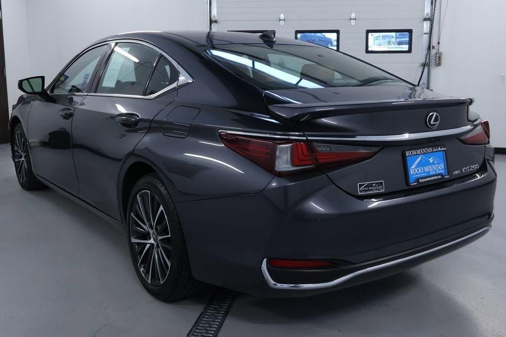 used 2022 Lexus ES 250 car, priced at $32,998
