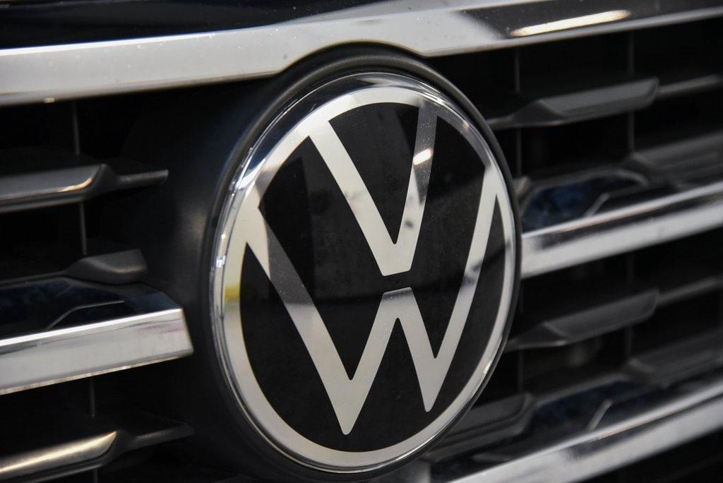 used 2022 Volkswagen Atlas Cross Sport car, priced at $30,795