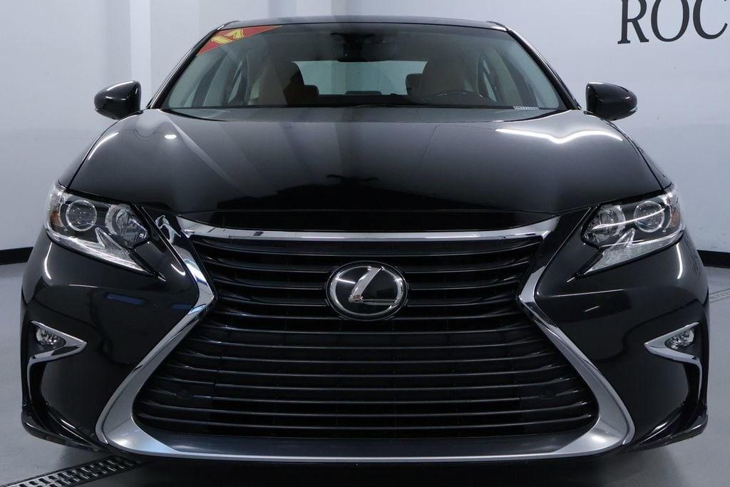 used 2017 Lexus ES 350 car, priced at $22,998