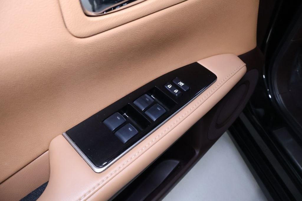 used 2017 Lexus ES 350 car, priced at $22,998