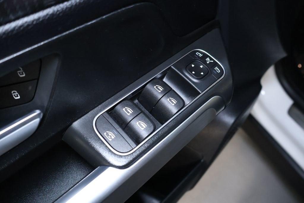 used 2021 Mercedes-Benz GLB 250 car, priced at $26,898