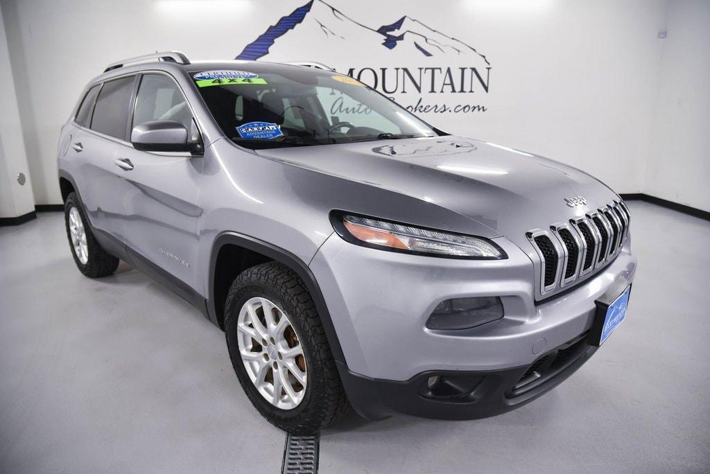 used 2014 Jeep Cherokee car, priced at $7,900