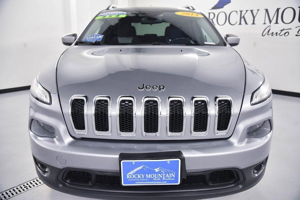 used 2014 Jeep Cherokee car, priced at $7,900