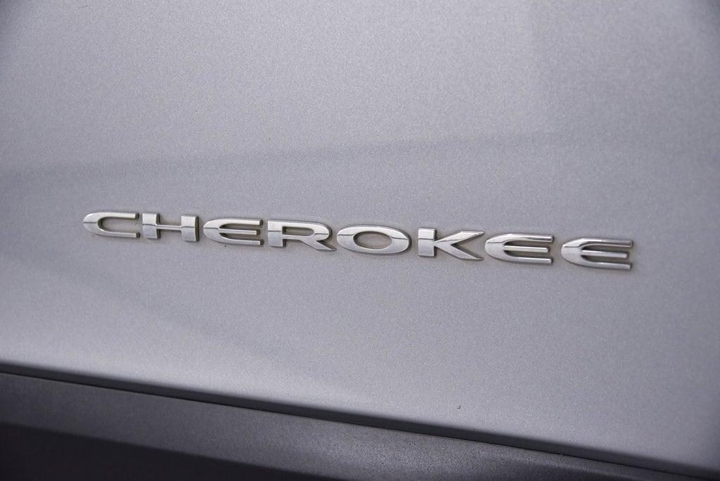 used 2014 Jeep Cherokee car, priced at $7,900