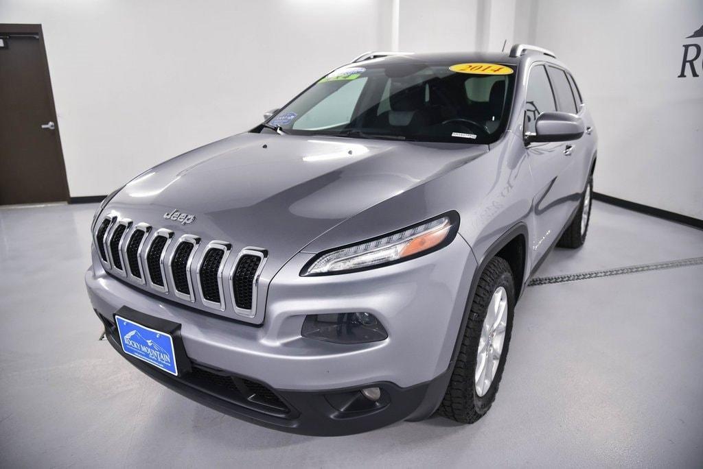 used 2014 Jeep Cherokee car, priced at $7,900