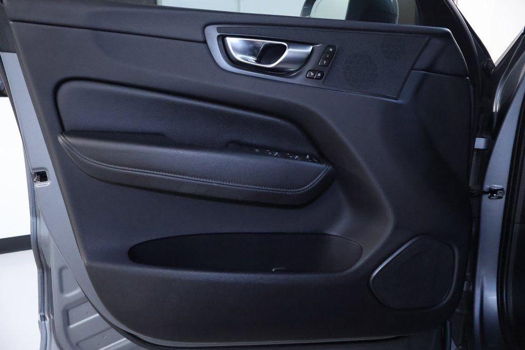 used 2021 Volvo XC60 car, priced at $23,988