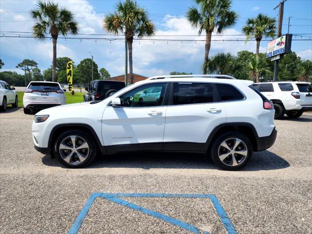 used 2019 Jeep Cherokee car, priced at $13,395