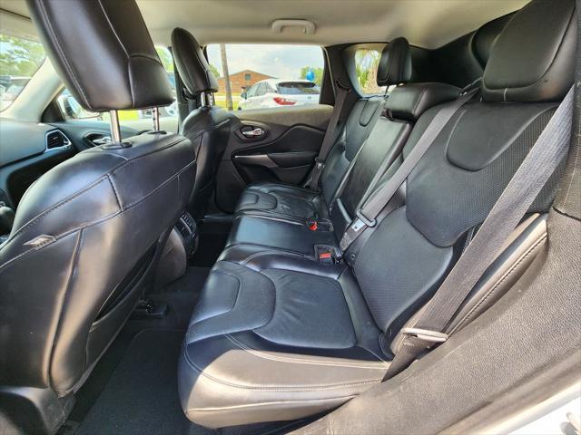 used 2019 Jeep Cherokee car, priced at $13,995