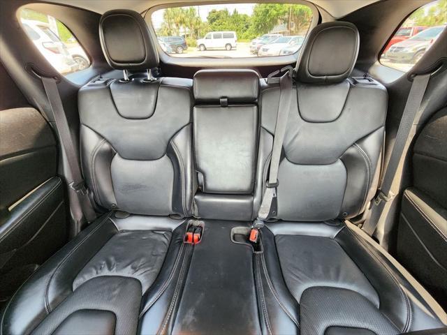 used 2019 Jeep Cherokee car, priced at $13,995