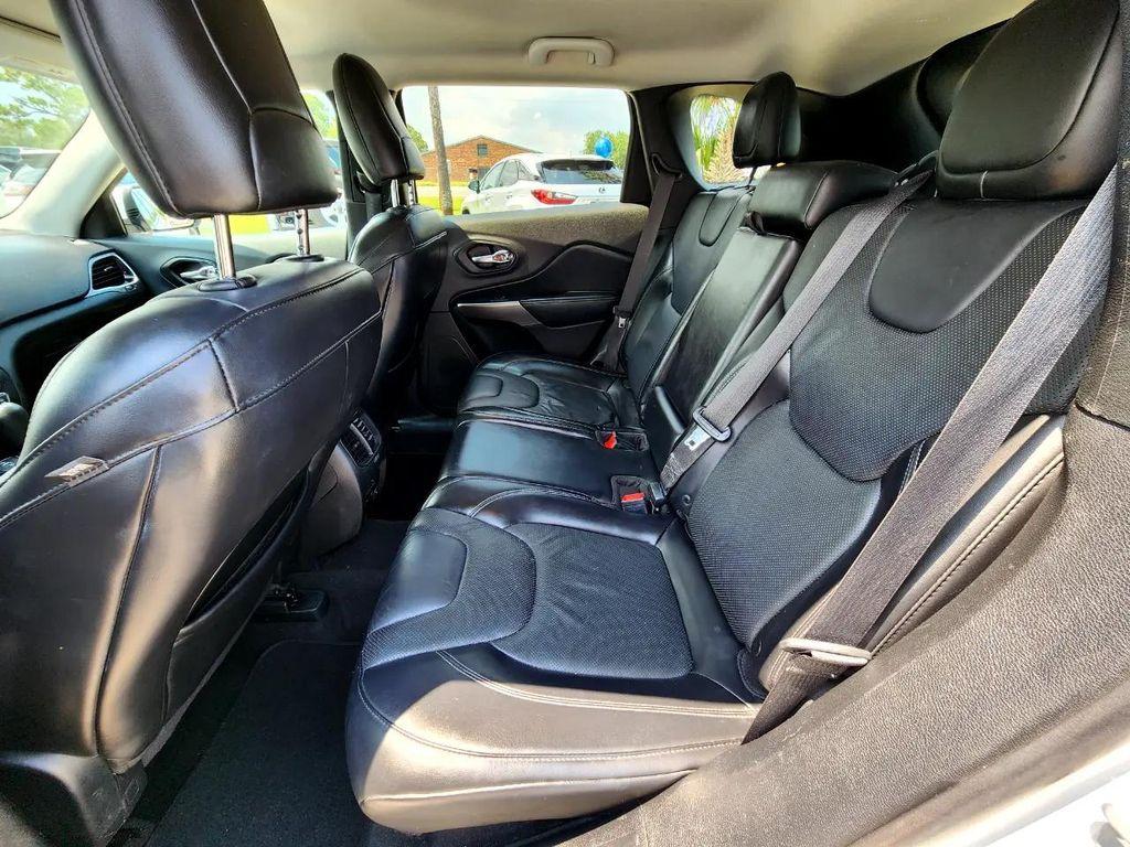 used 2019 Jeep Cherokee car, priced at $12,413