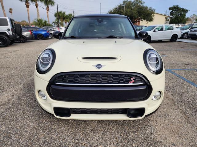 used 2019 MINI Hardtop car, priced at $21,101