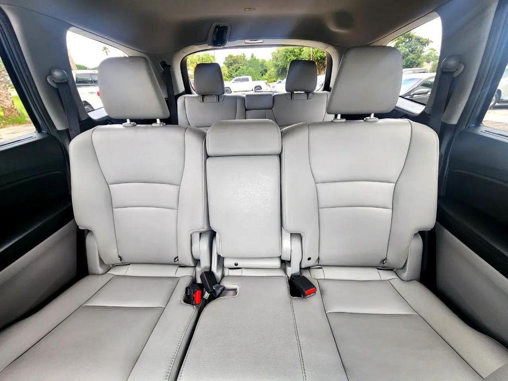 used 2021 Honda Pilot car, priced at $27,995