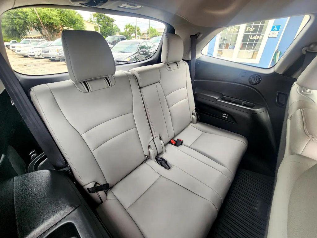 used 2021 Honda Pilot car, priced at $27,995