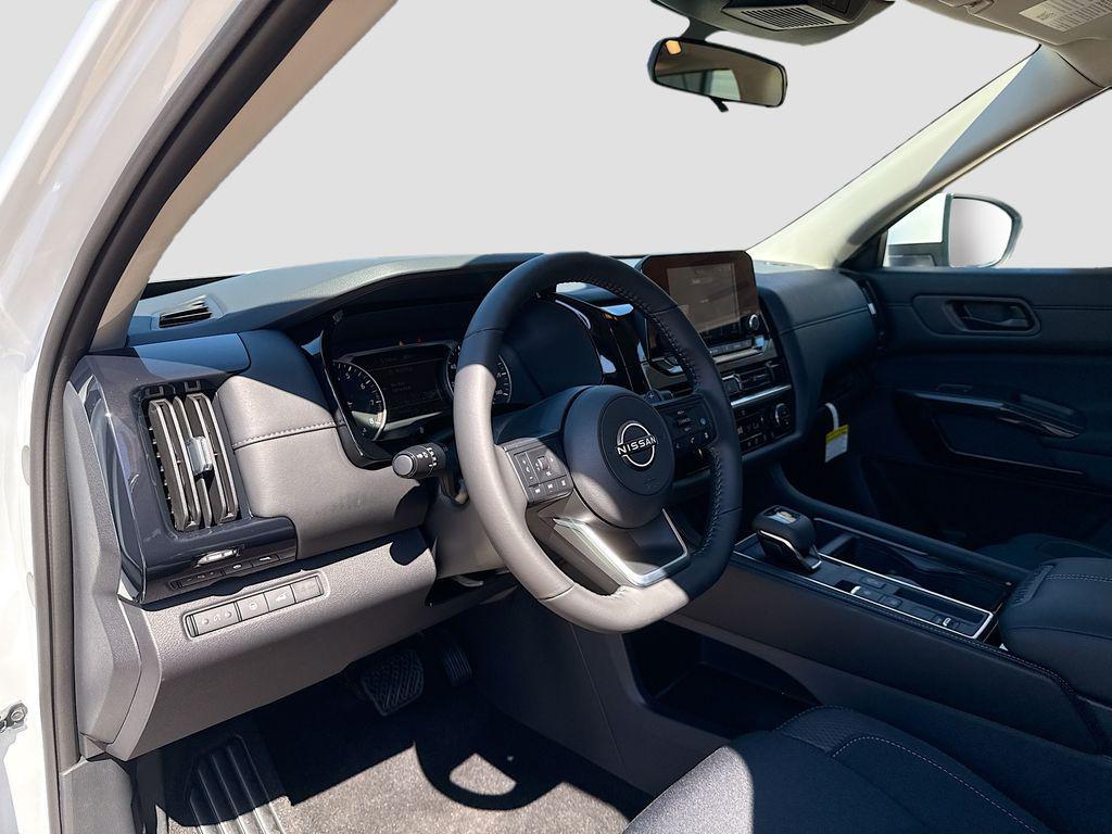 new 2025 Nissan Pathfinder car, priced at $31,900