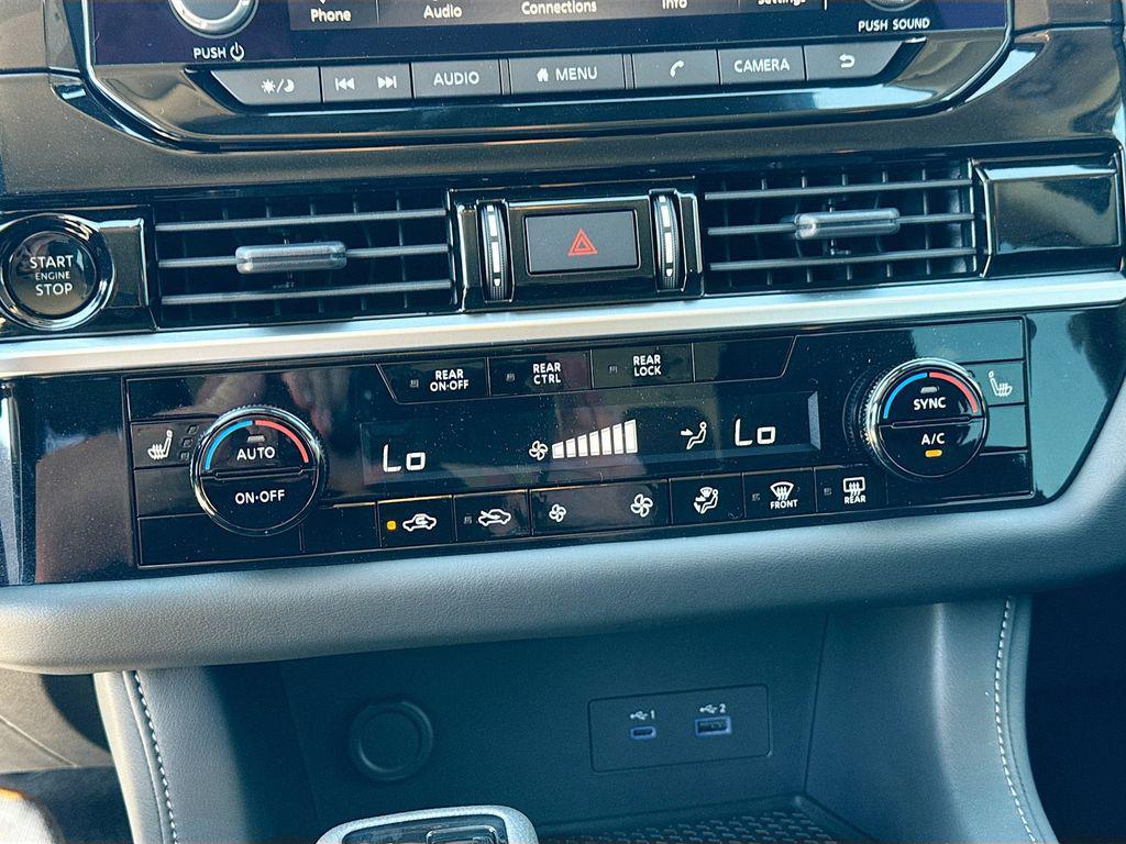 new 2025 Nissan Pathfinder car, priced at $31,900