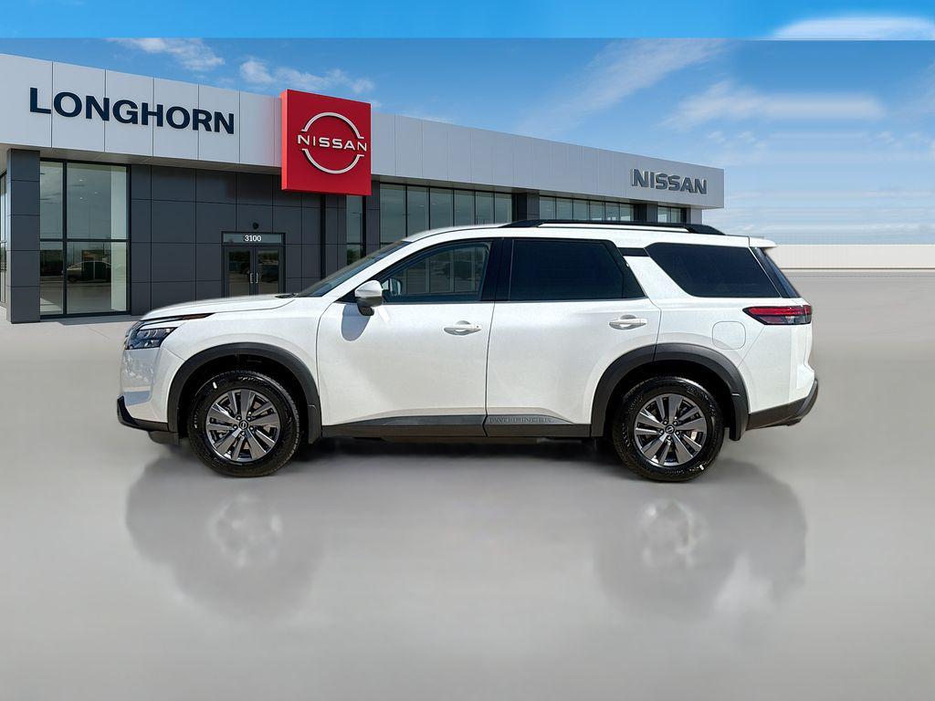 new 2025 Nissan Pathfinder car, priced at $31,900