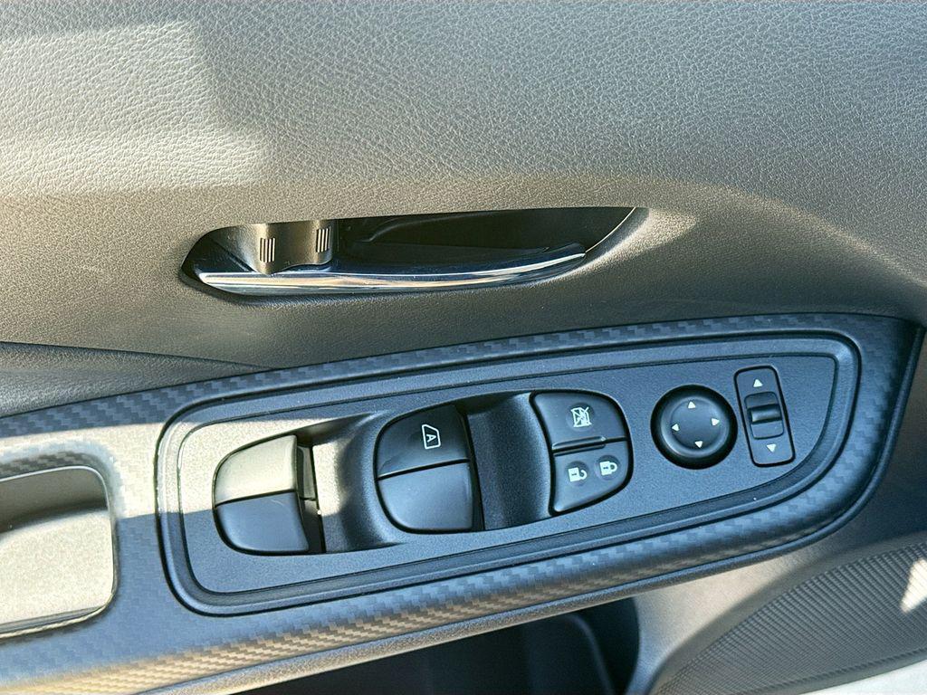 new 2025 Nissan Versa car, priced at $22,050