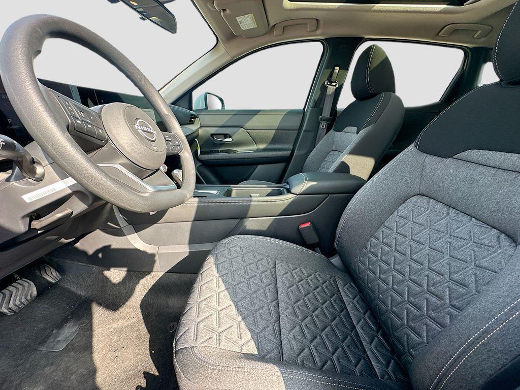 new 2025 Nissan Kicks car, priced at $25,649