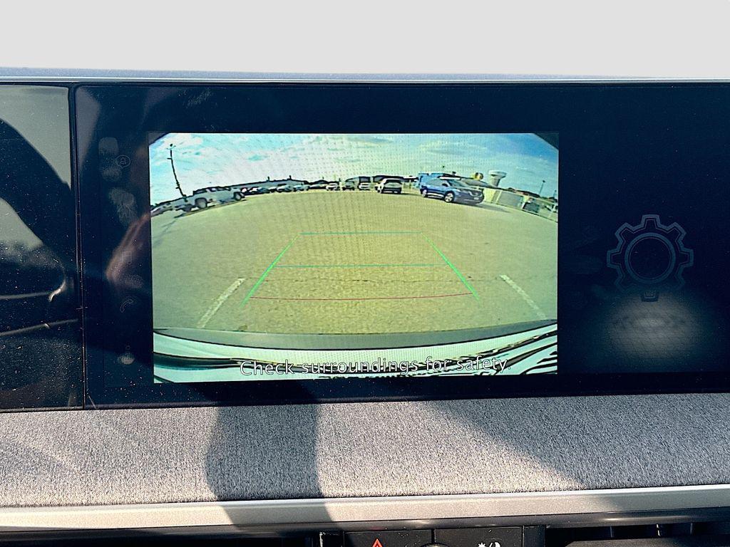 new 2025 Nissan Kicks car, priced at $25,649