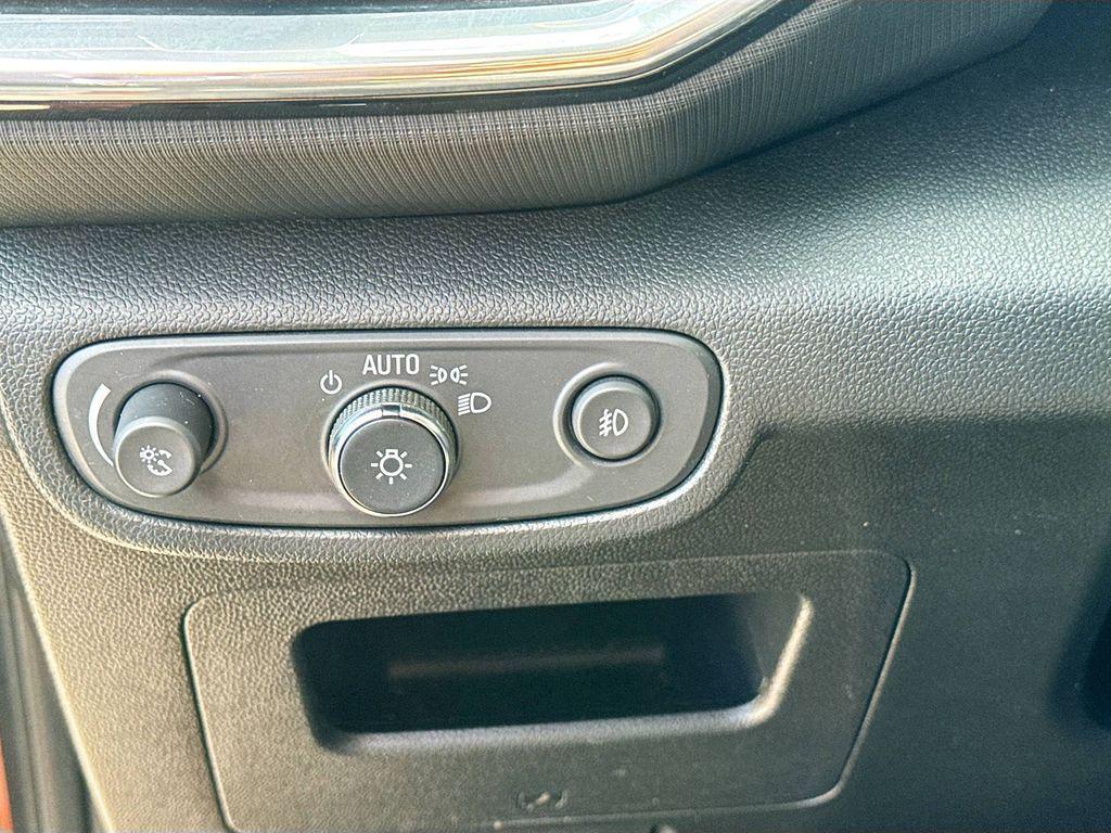 used 2021 Chevrolet TrailBlazer car, priced at $16,800