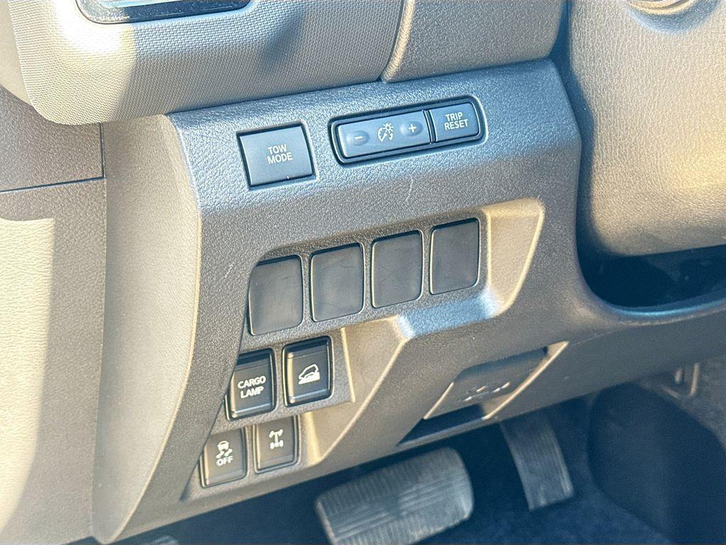 used 2024 Nissan Frontier car, priced at $35,382