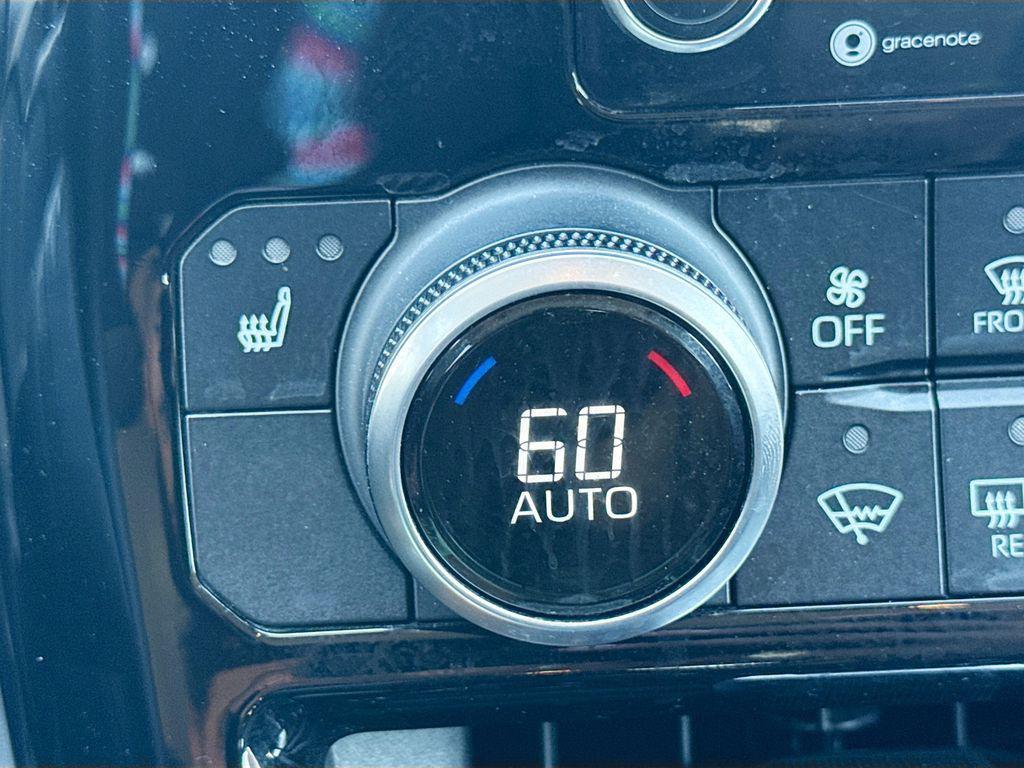 used 2022 Toyota Highlander car, priced at $31,982